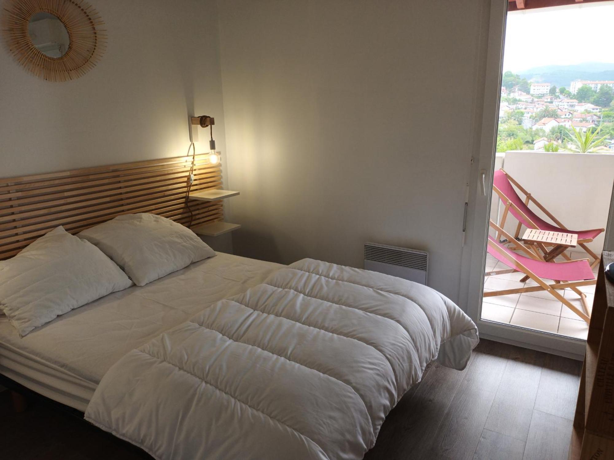 Appart. 2* A Hendaye, Proche Centre, Parking Privatif - Fr-1-239-777 Apartment Exterior photo